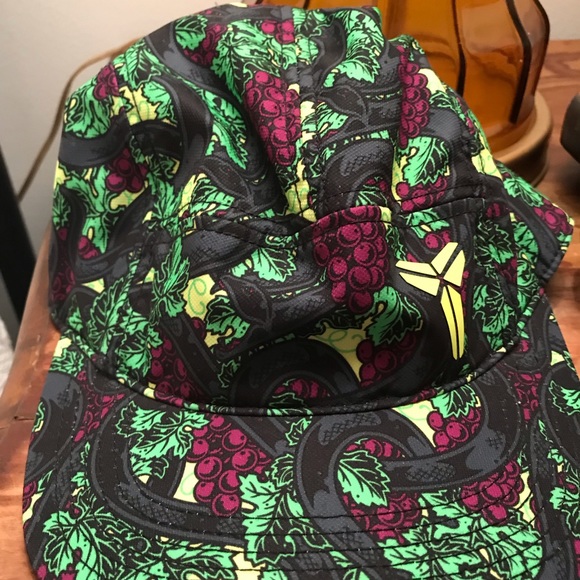 Nike Other - Nike Black Mamba 5 Panel